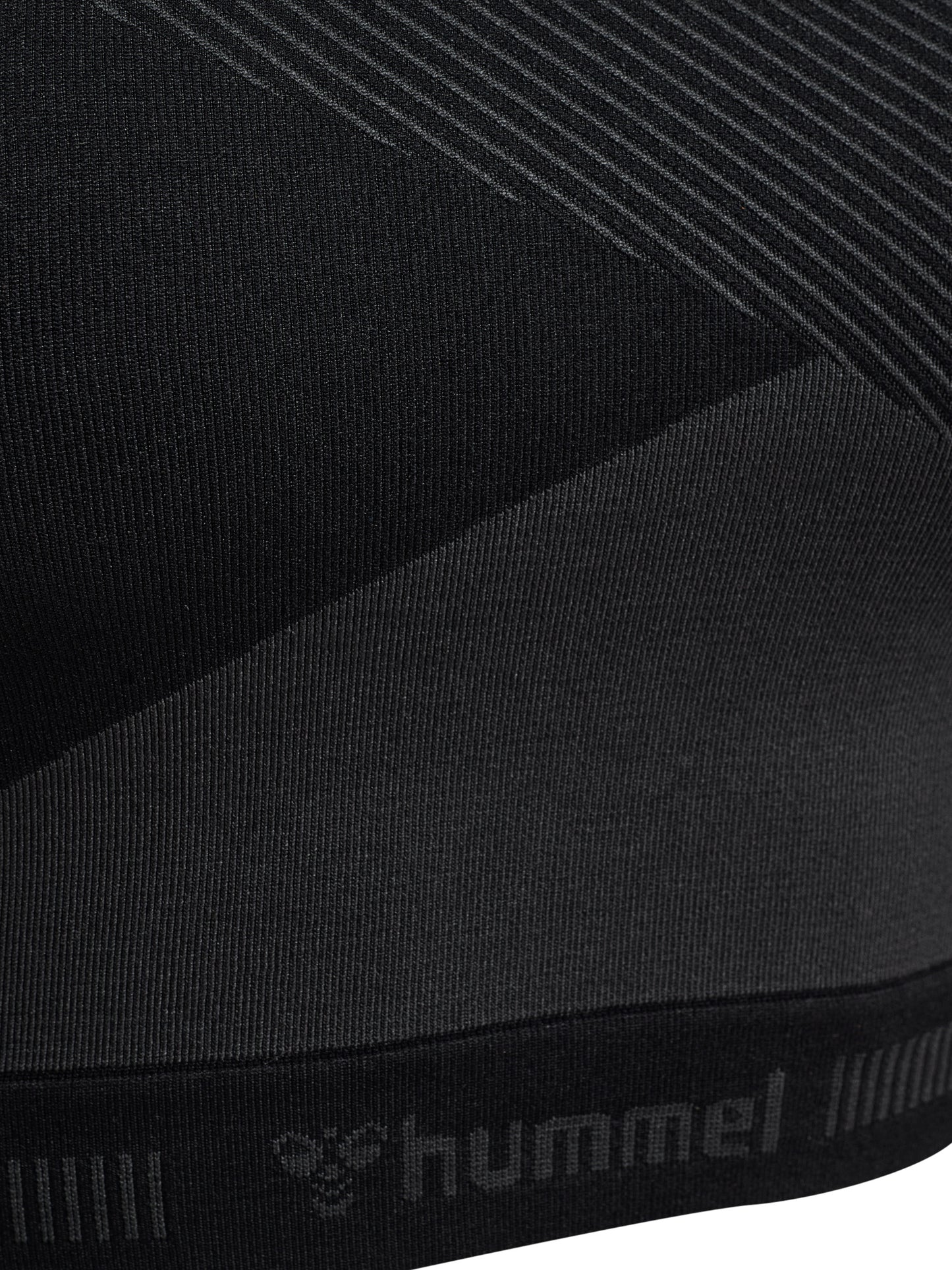 hmlUNITY SEAMLESS CROP T-SHIRT L/S