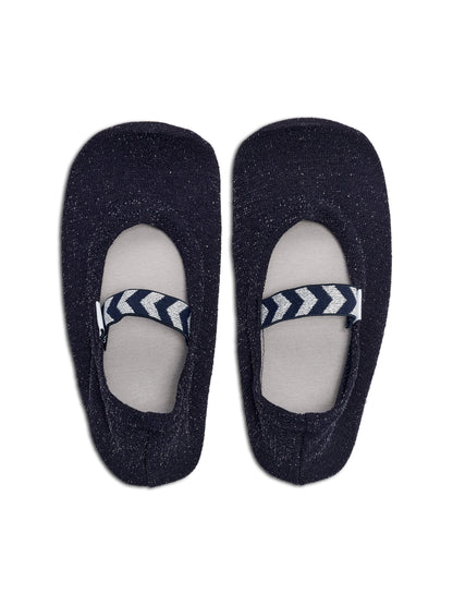 1009-BLACK IRIS