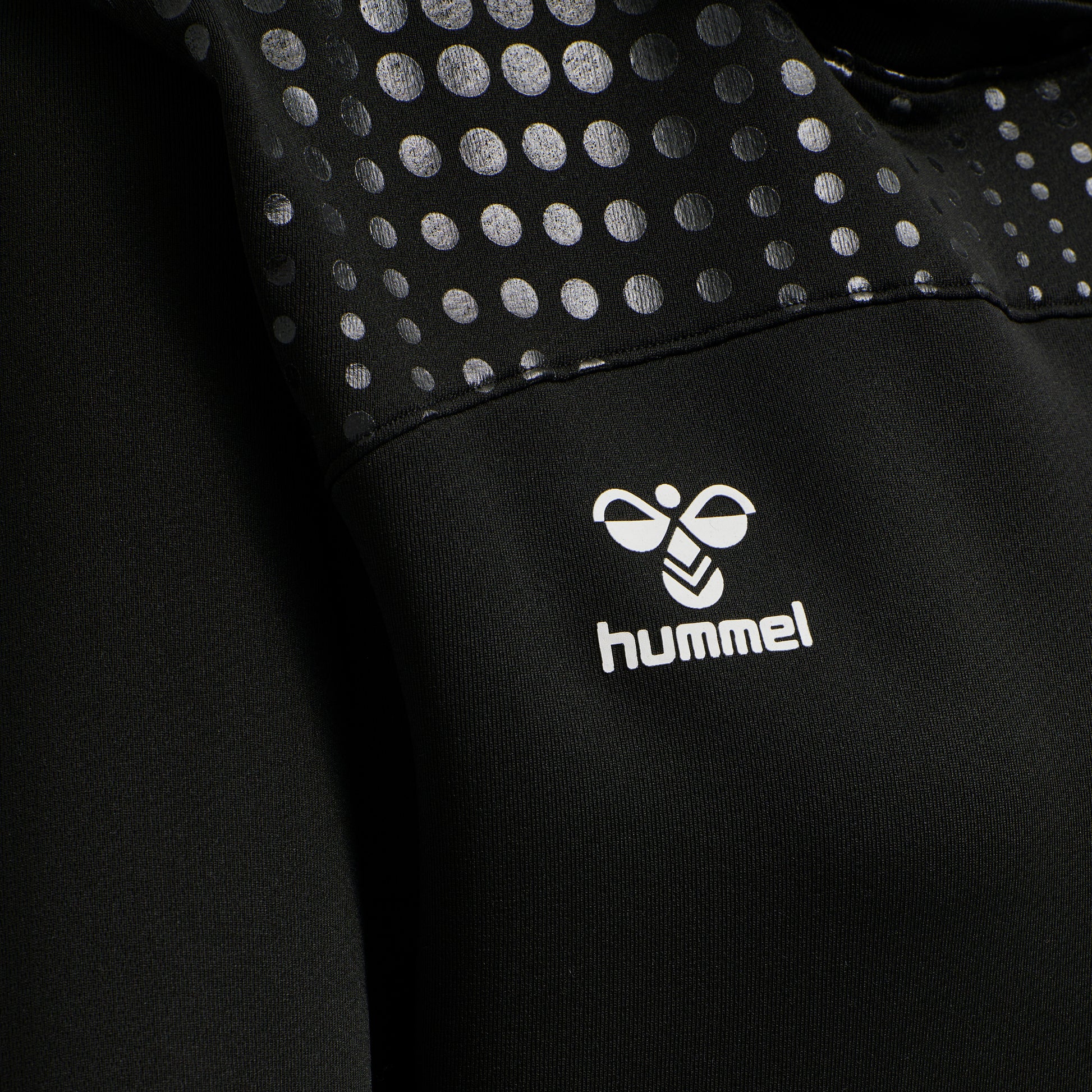 2001-BLACK