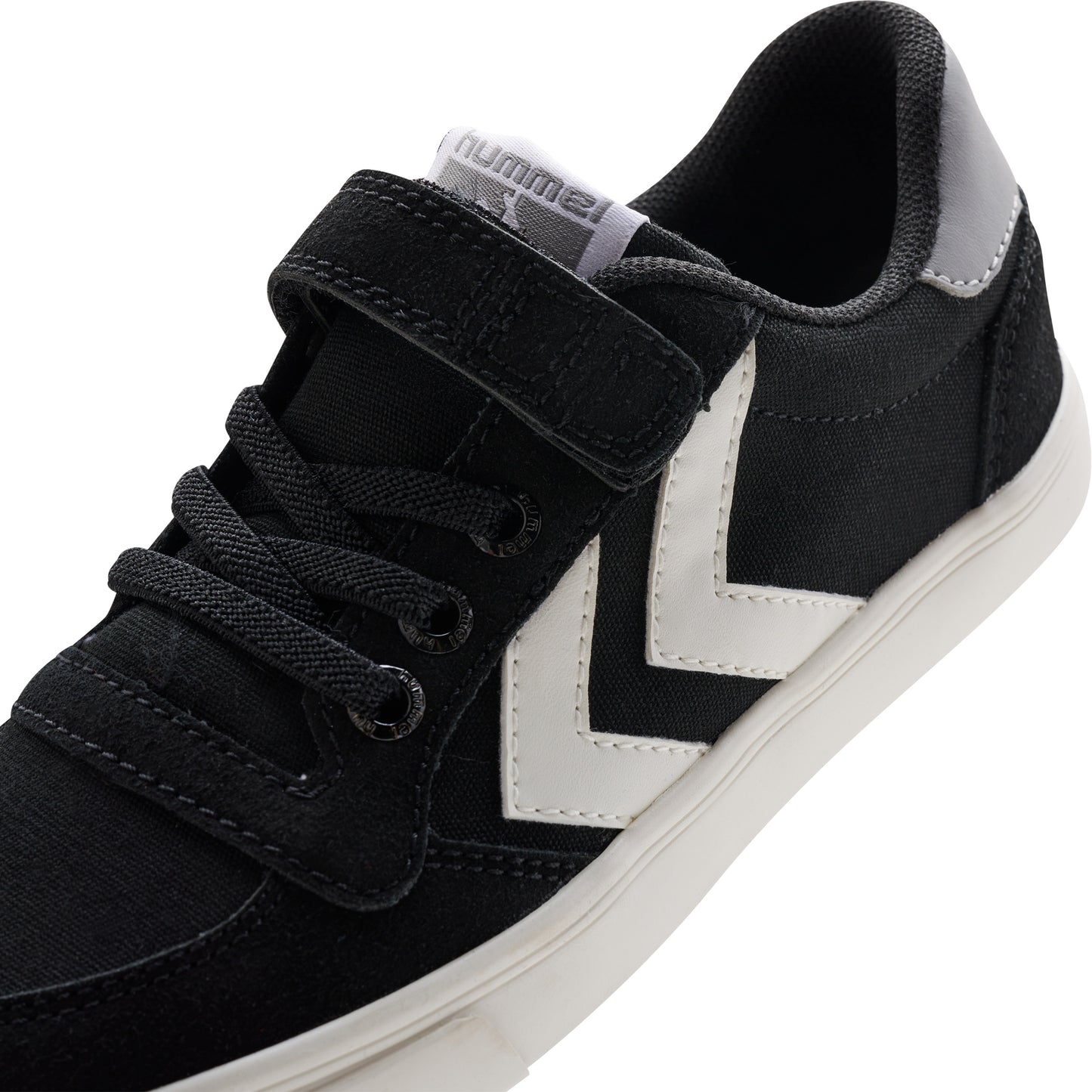 2001-BLACK