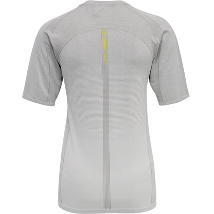 hmlGG12 TRAINING SEAMLESS S/S WOMAN