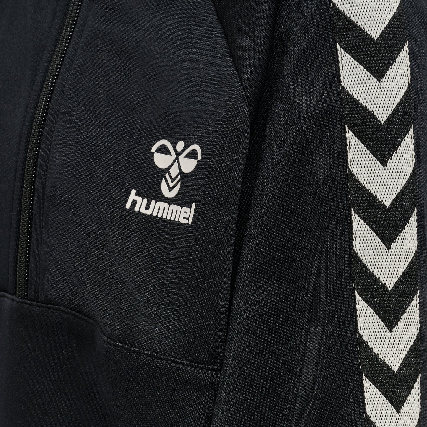 2001-BLACK