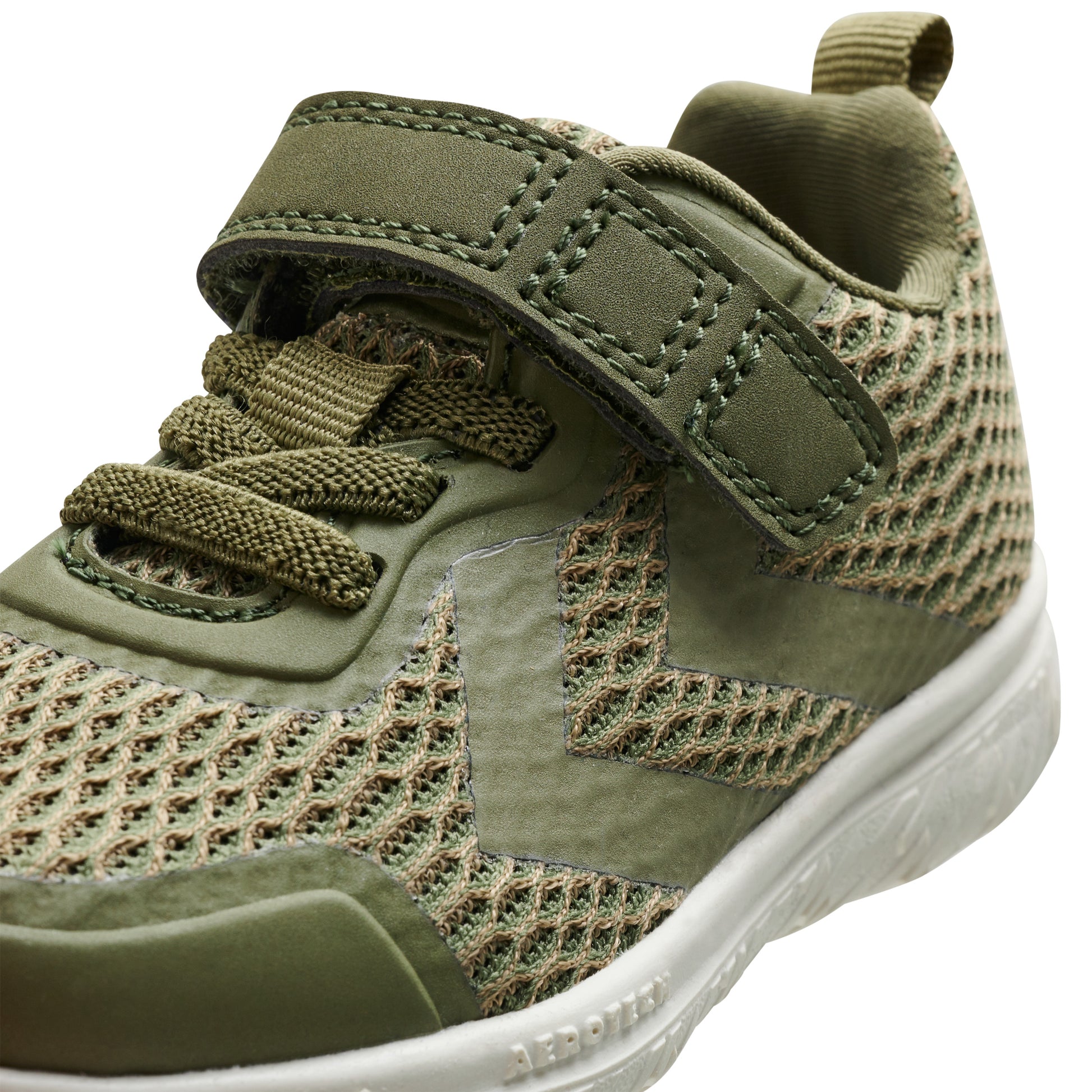 6754-DEEP LICHEN GREEN
