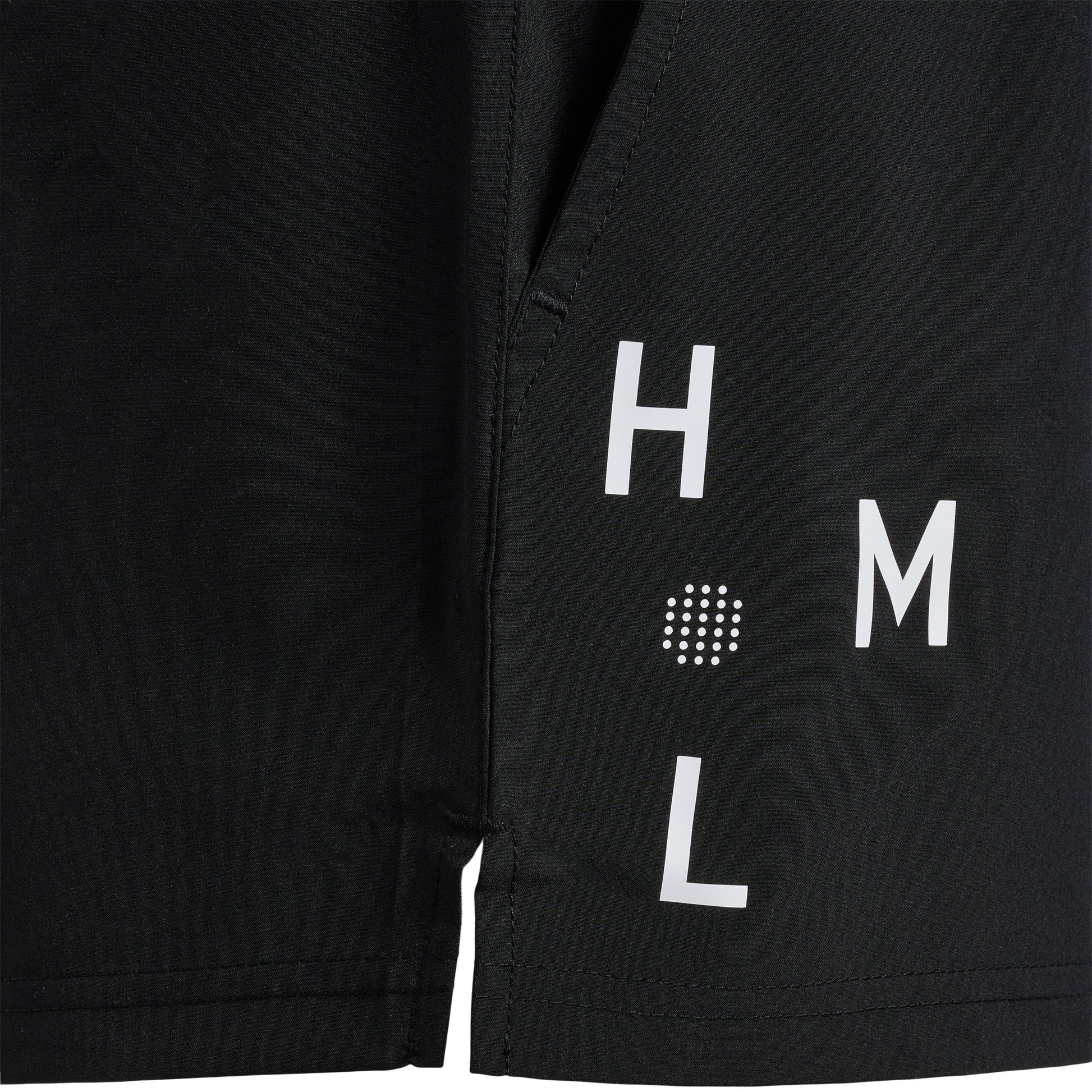 2001-BLACK