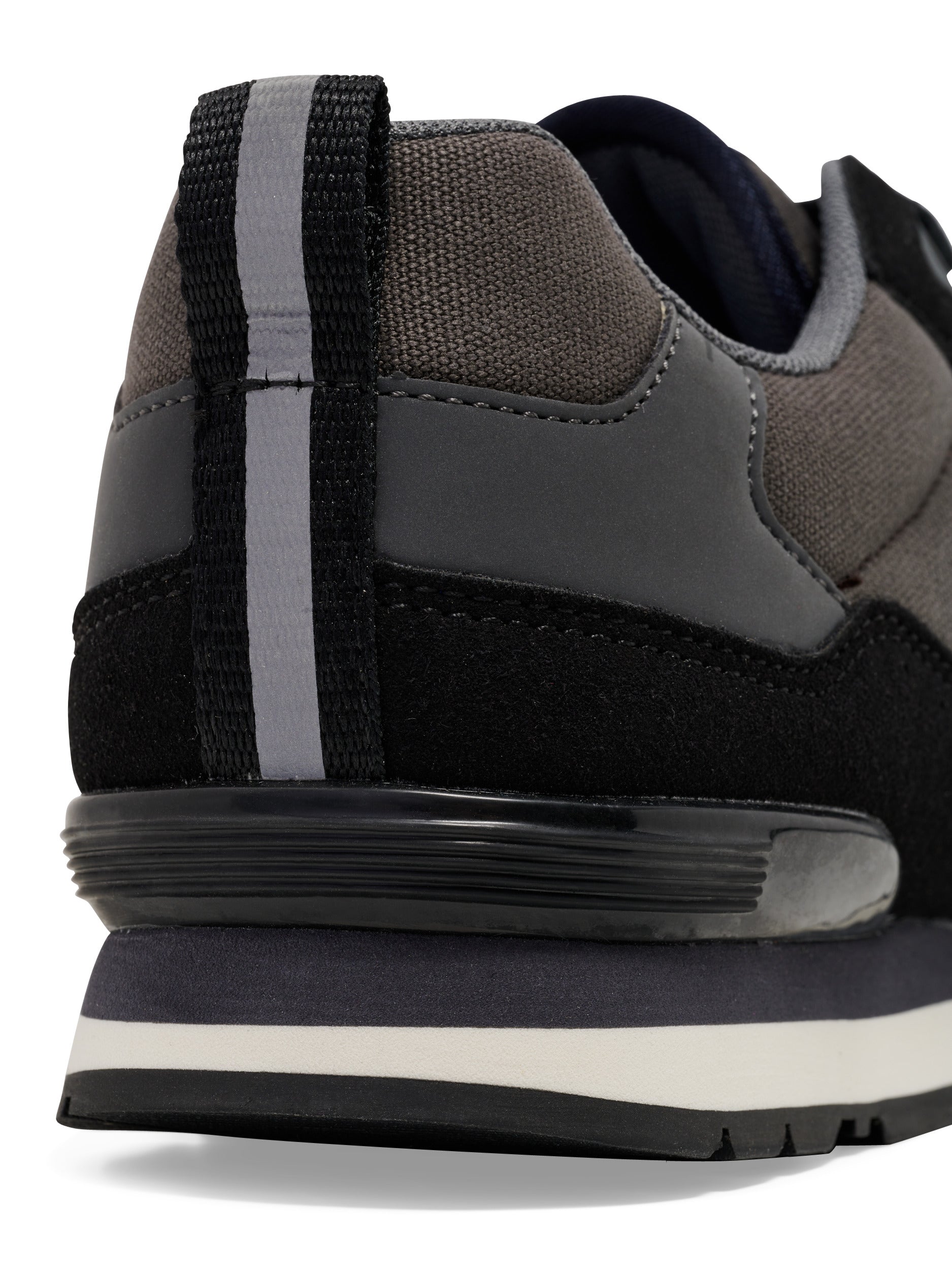 8124-JAVA/BLACK