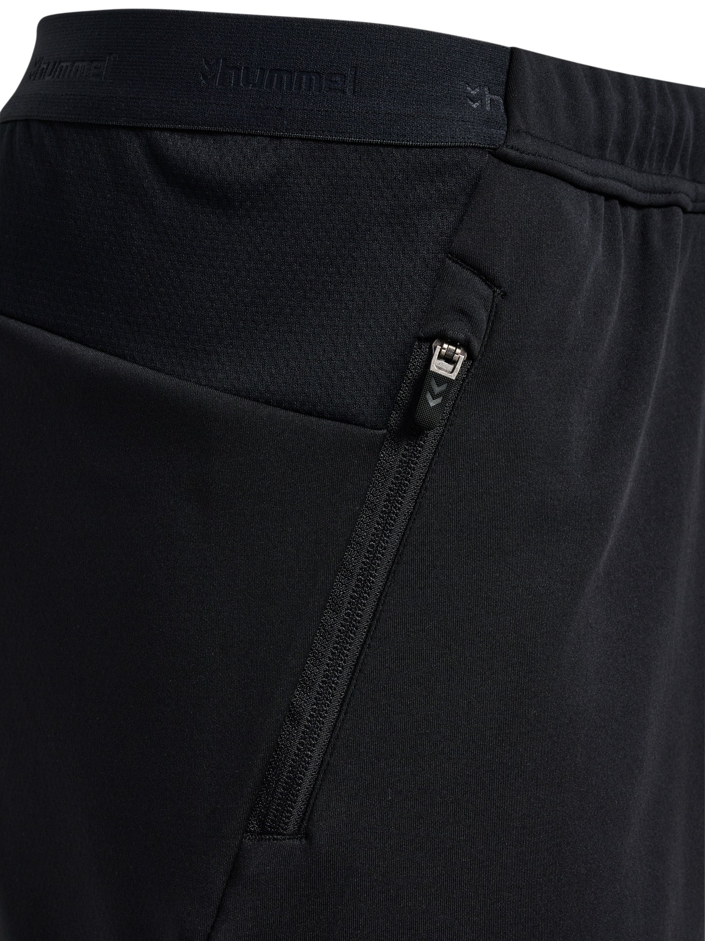 2001-BLACK