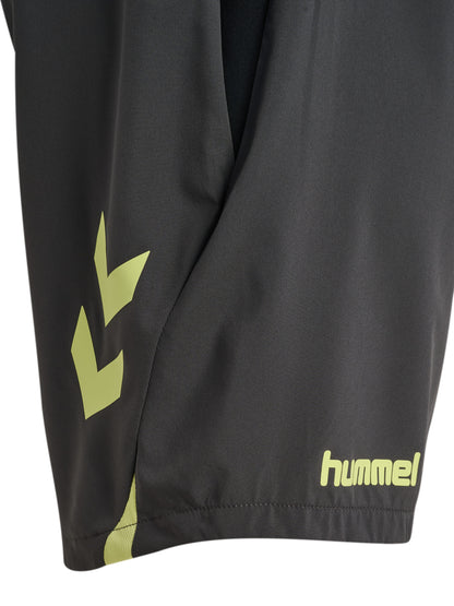 hmlBLAZE26 PRO TRAINING SHORTS – ASPHALT