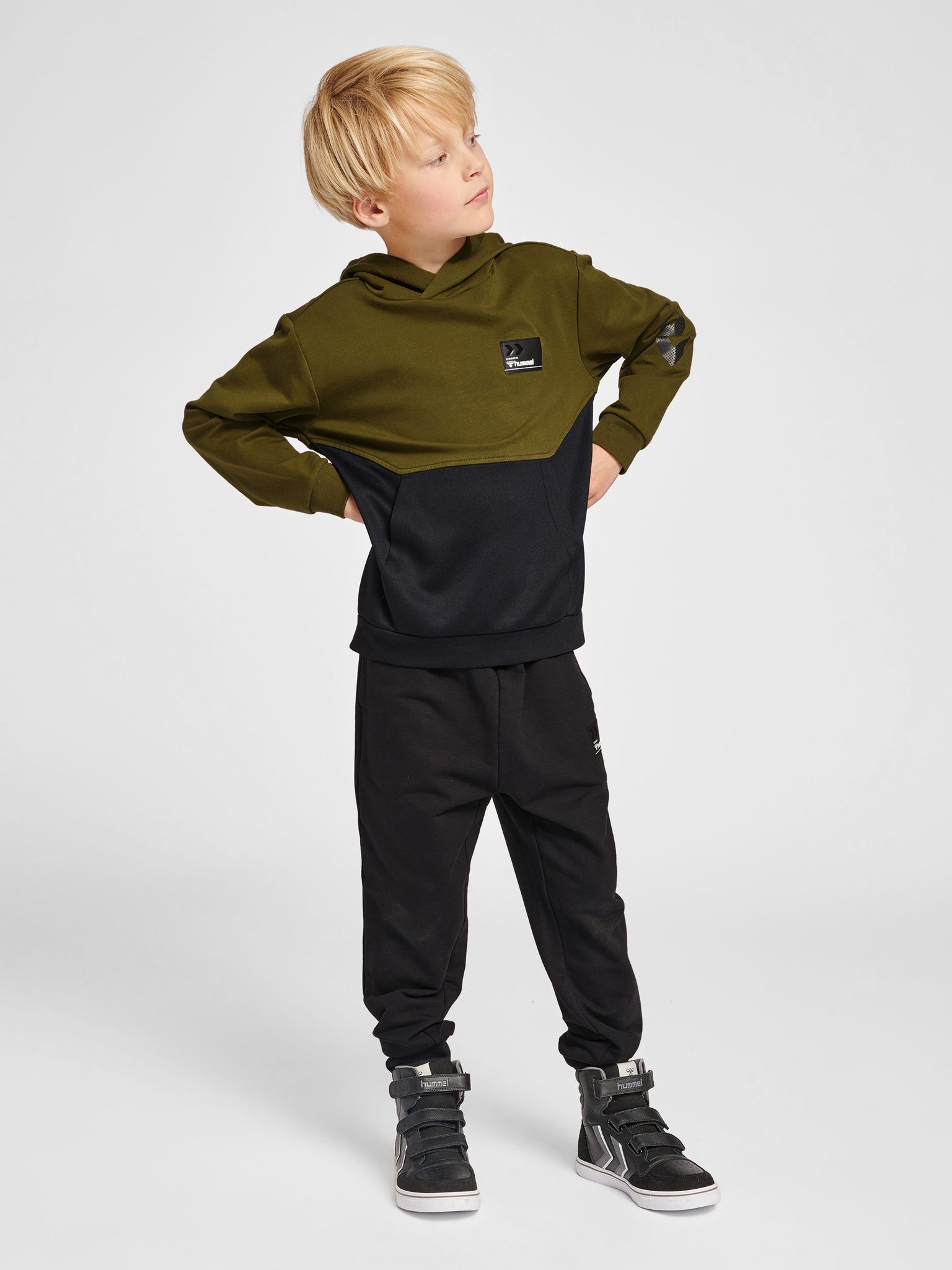 hmlEDWARD HOODIE