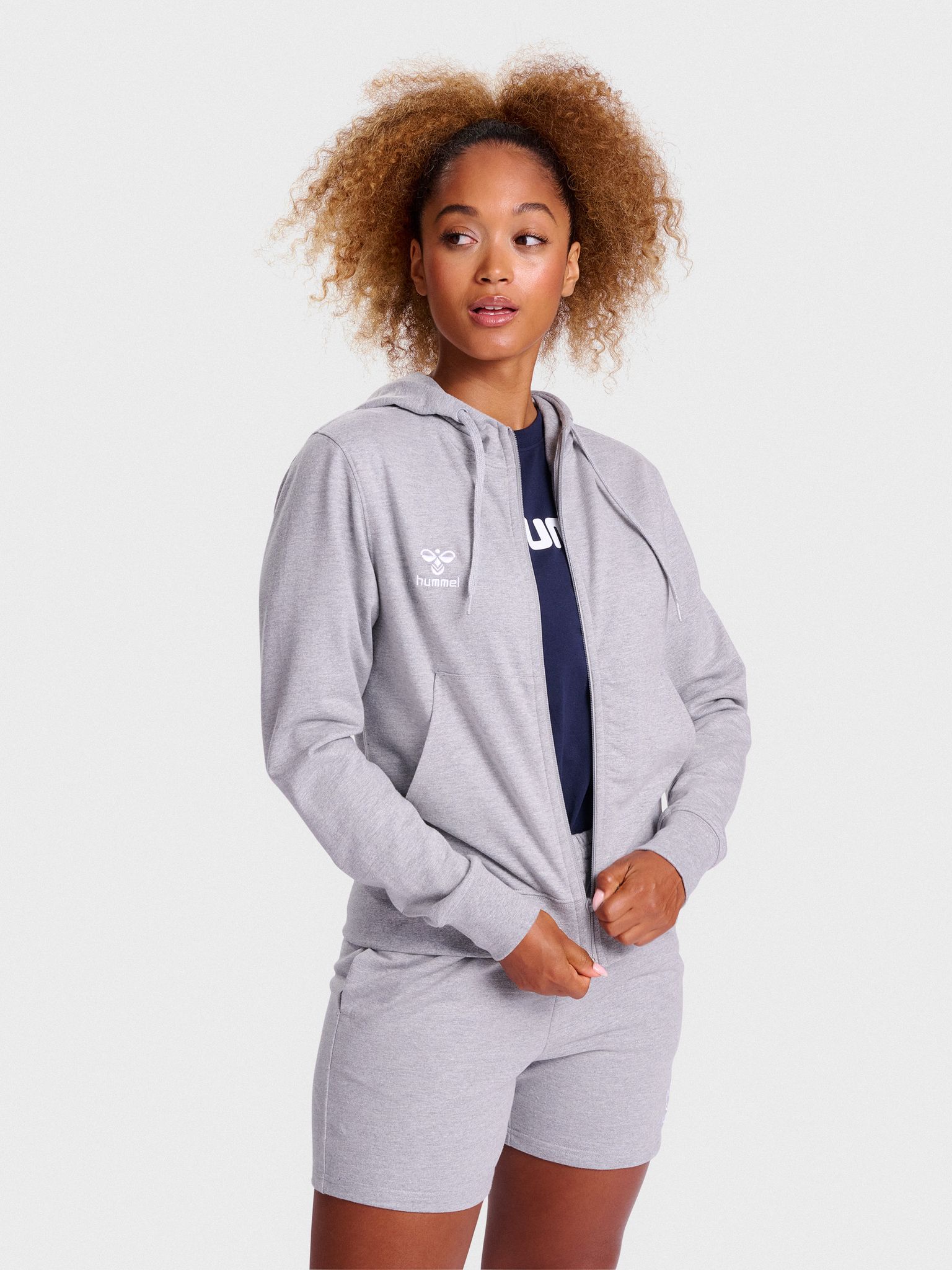 hmlGO 2.0 ZIP HOODIE WOMAN