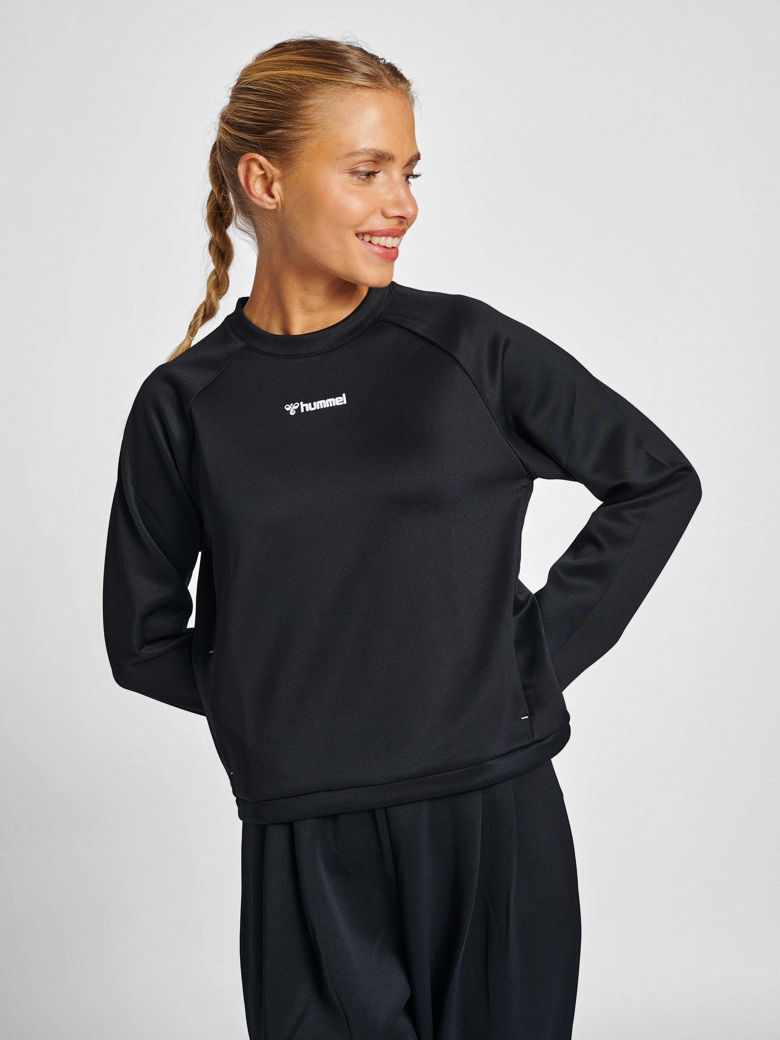 hmlMT KALU SHORT SWEATSHIRT