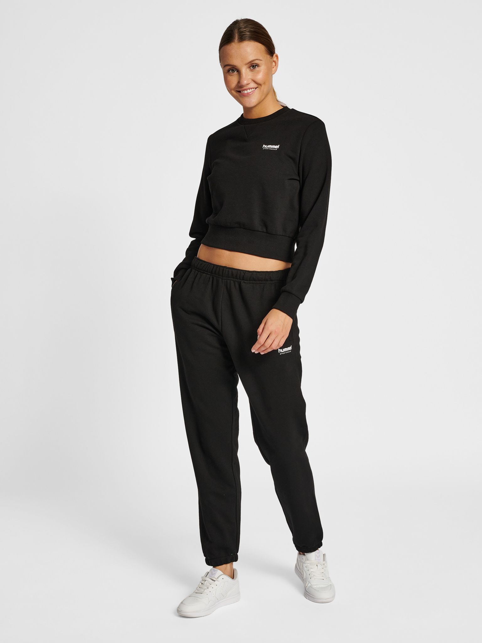 hmlLGC SHAI SHORT SWEATSHIRT