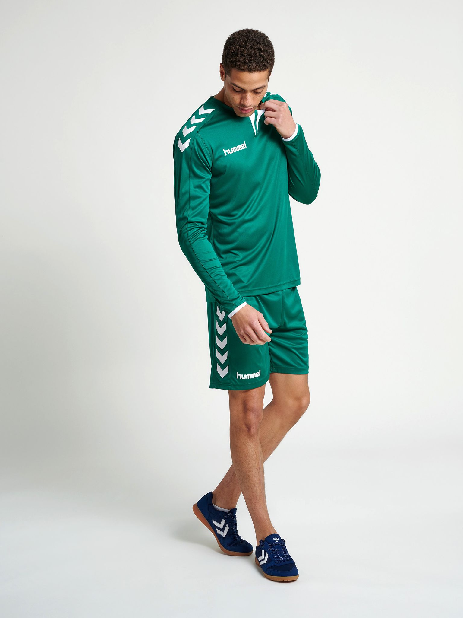 CORE POLY SHORTS