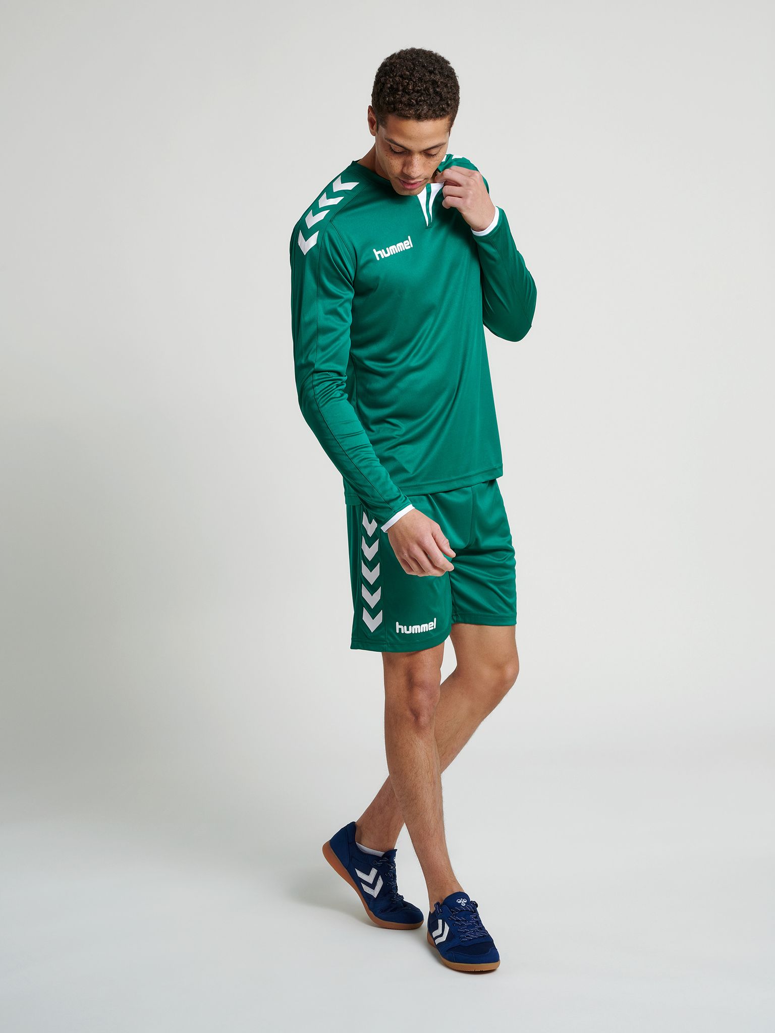 CORE POLY SHORTS