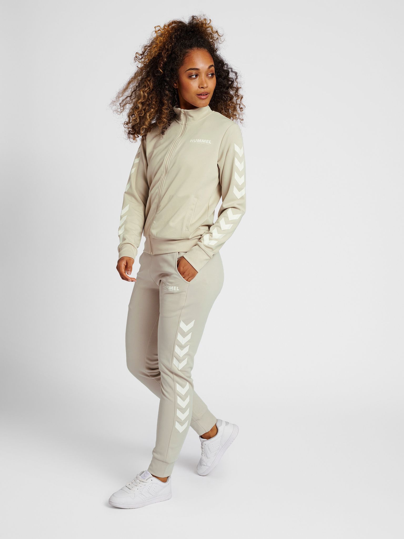 hmlLEGACY POLY WOMAN REGULAR PANTS