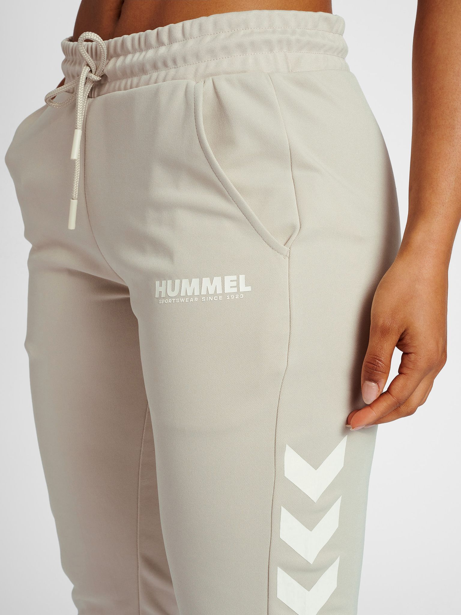 hmlLEGACY POLY WOMAN REGULAR PANTS