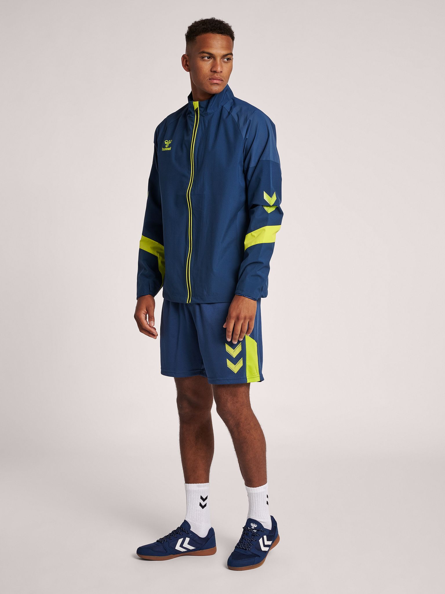 hmlLEAD TRAINING JACKET