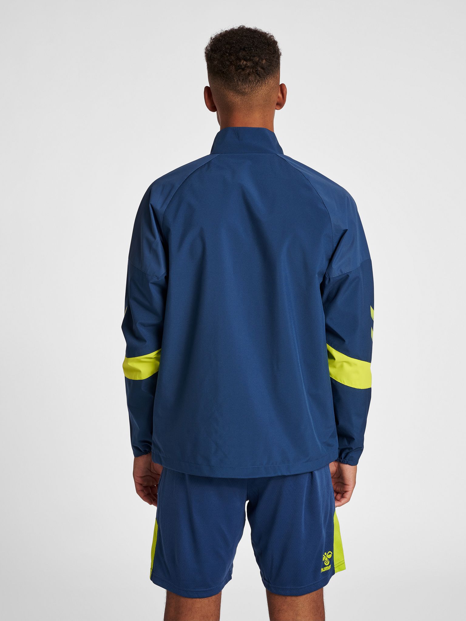 hmlLEAD TRAINING JACKET