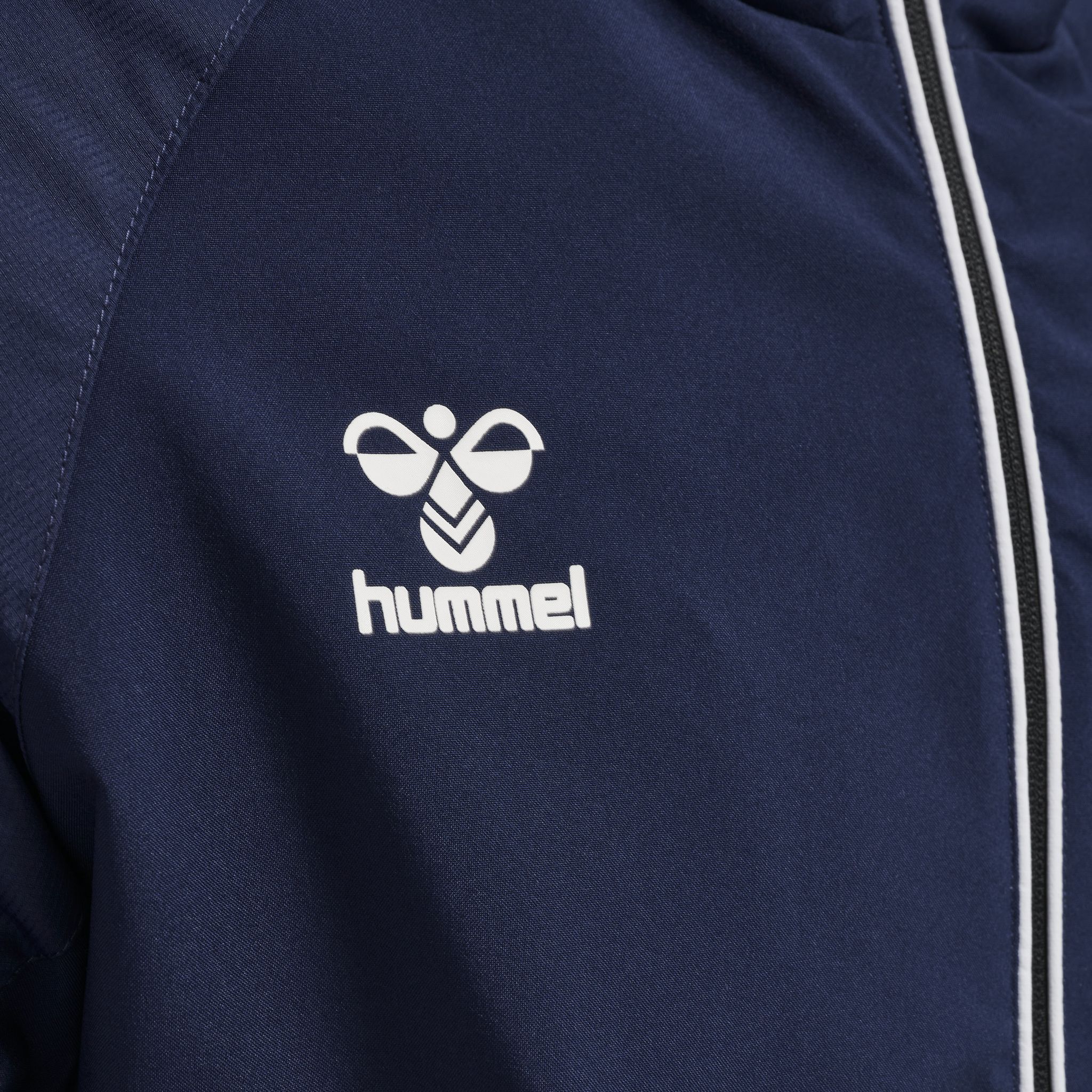 hmlLEAD TRAINING JACKET