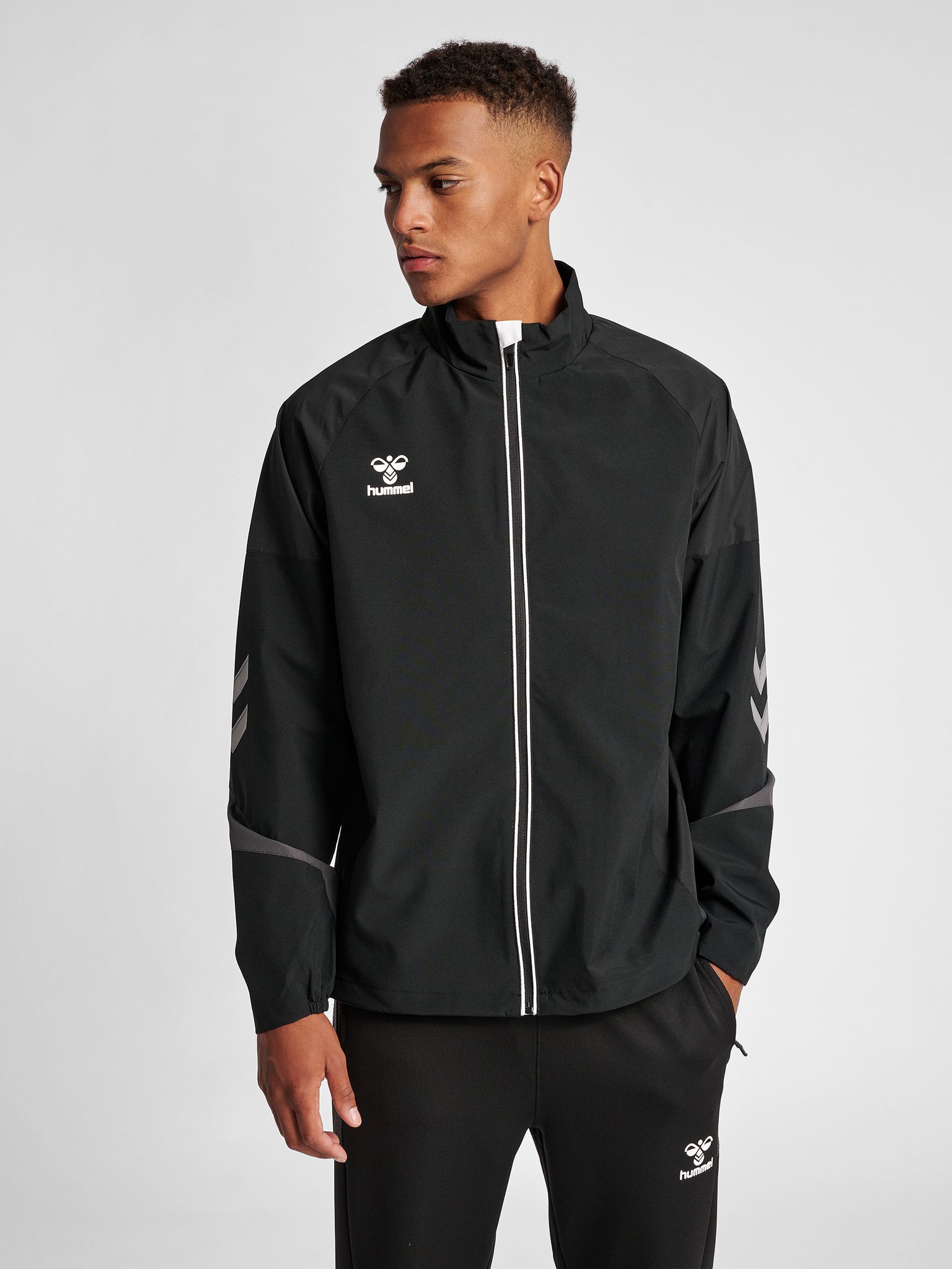 hmlLEAD TRAINING JACKET