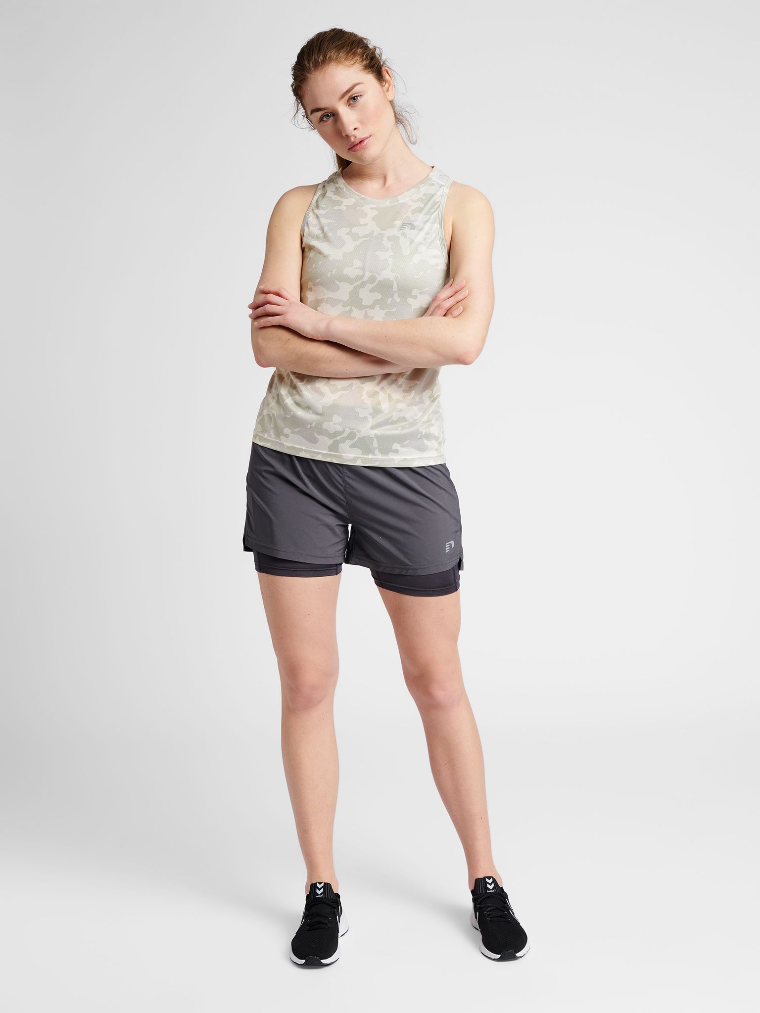 WOMEN RUNNING SINGLET