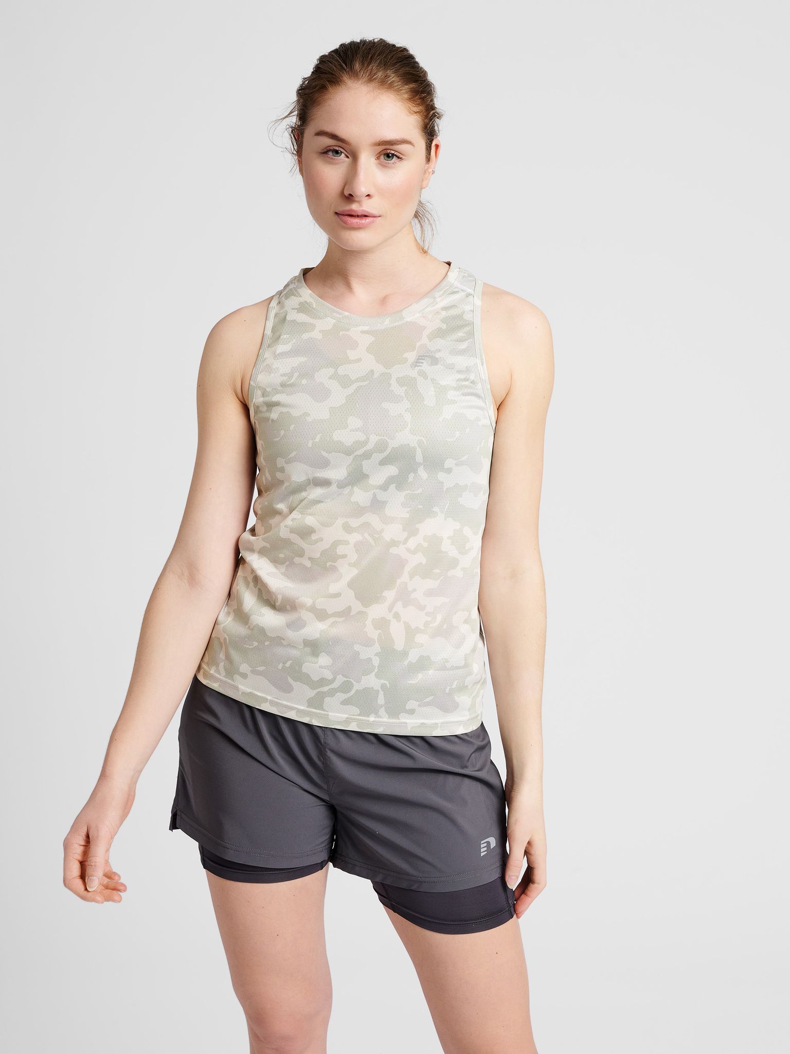 WOMEN RUNNING SINGLET