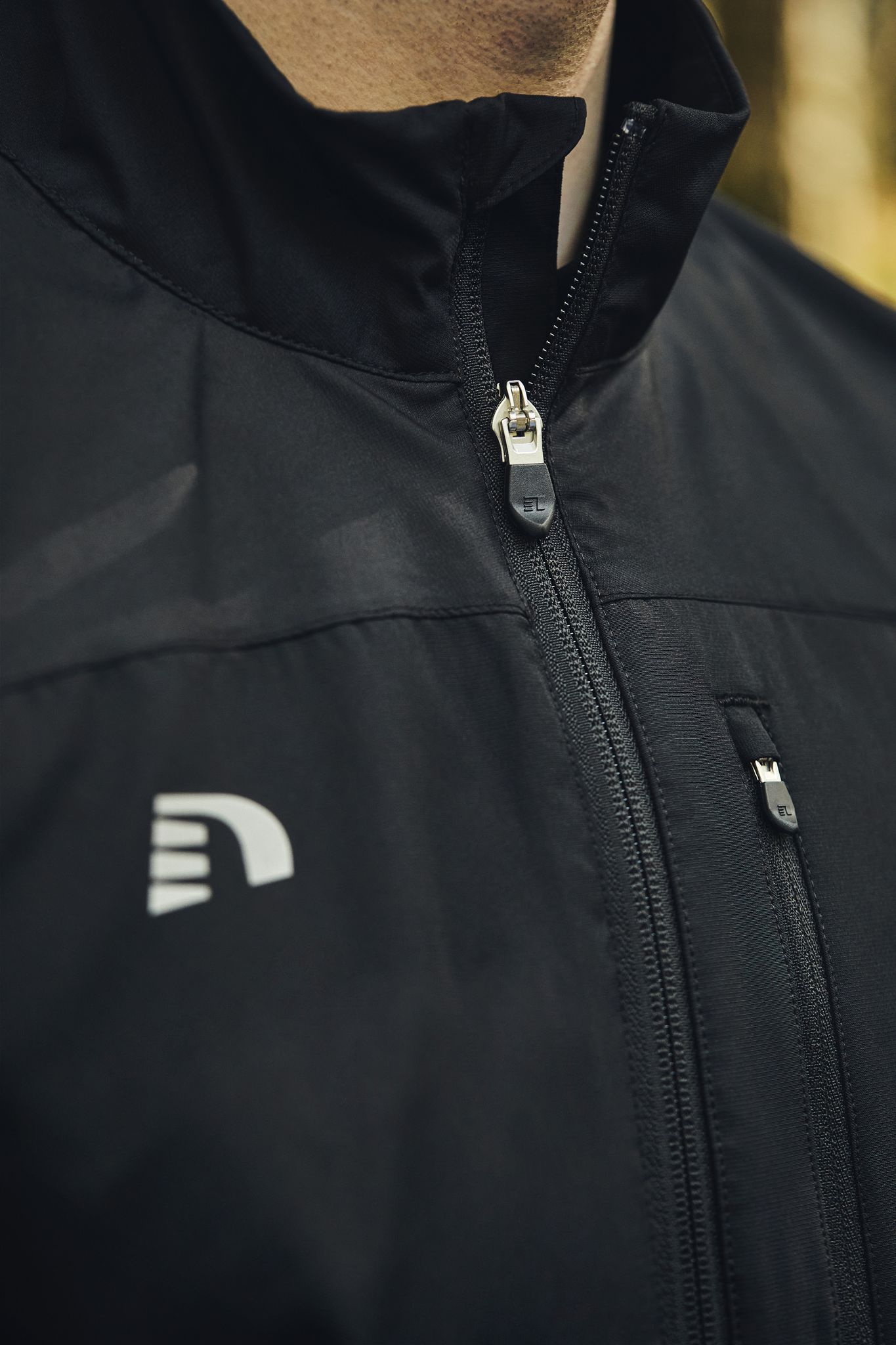 MEN'S CORE JACKET