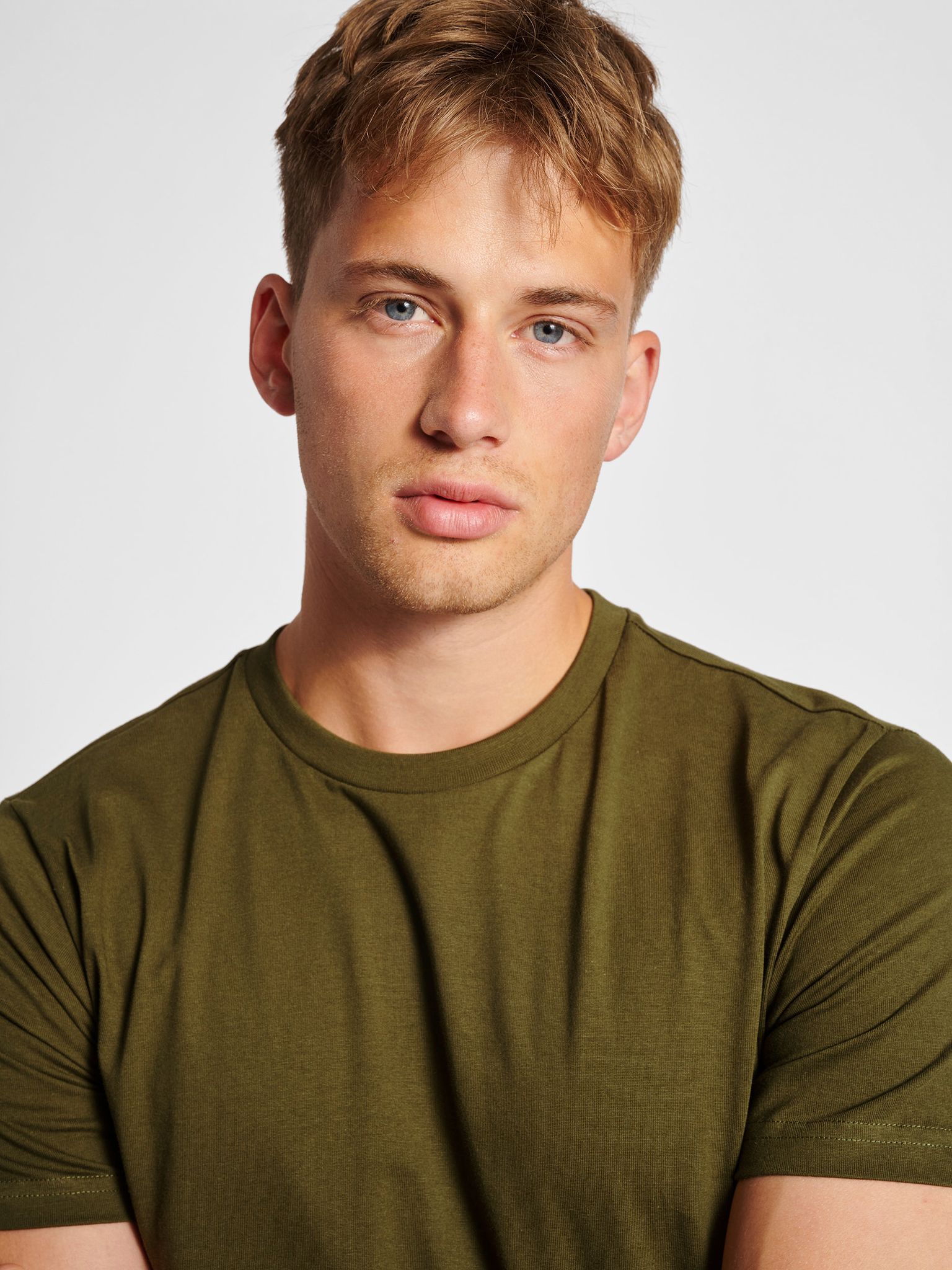 hmlRED HEAVY T-SHIRT S/S