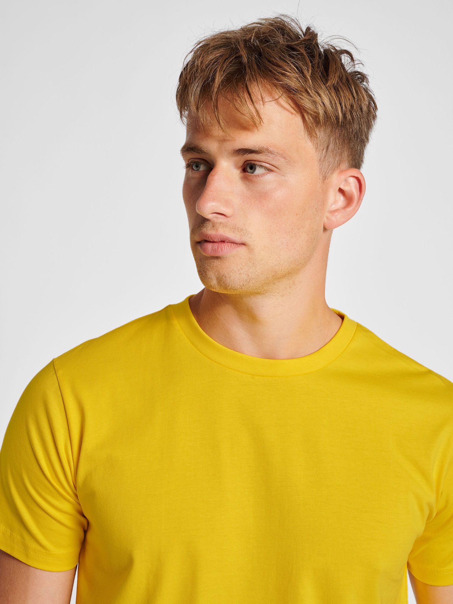 hmlRED HEAVY T-SHIRT S/S