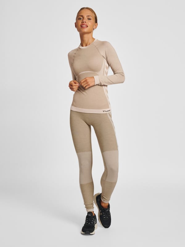 hmlCLEA SEAMLESS TIGHT T-SHIRT LS