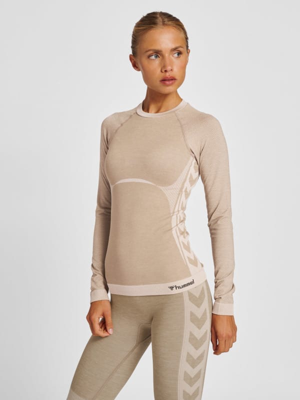 hmlCLEA SEAMLESS TIGHT T-SHIRT LS