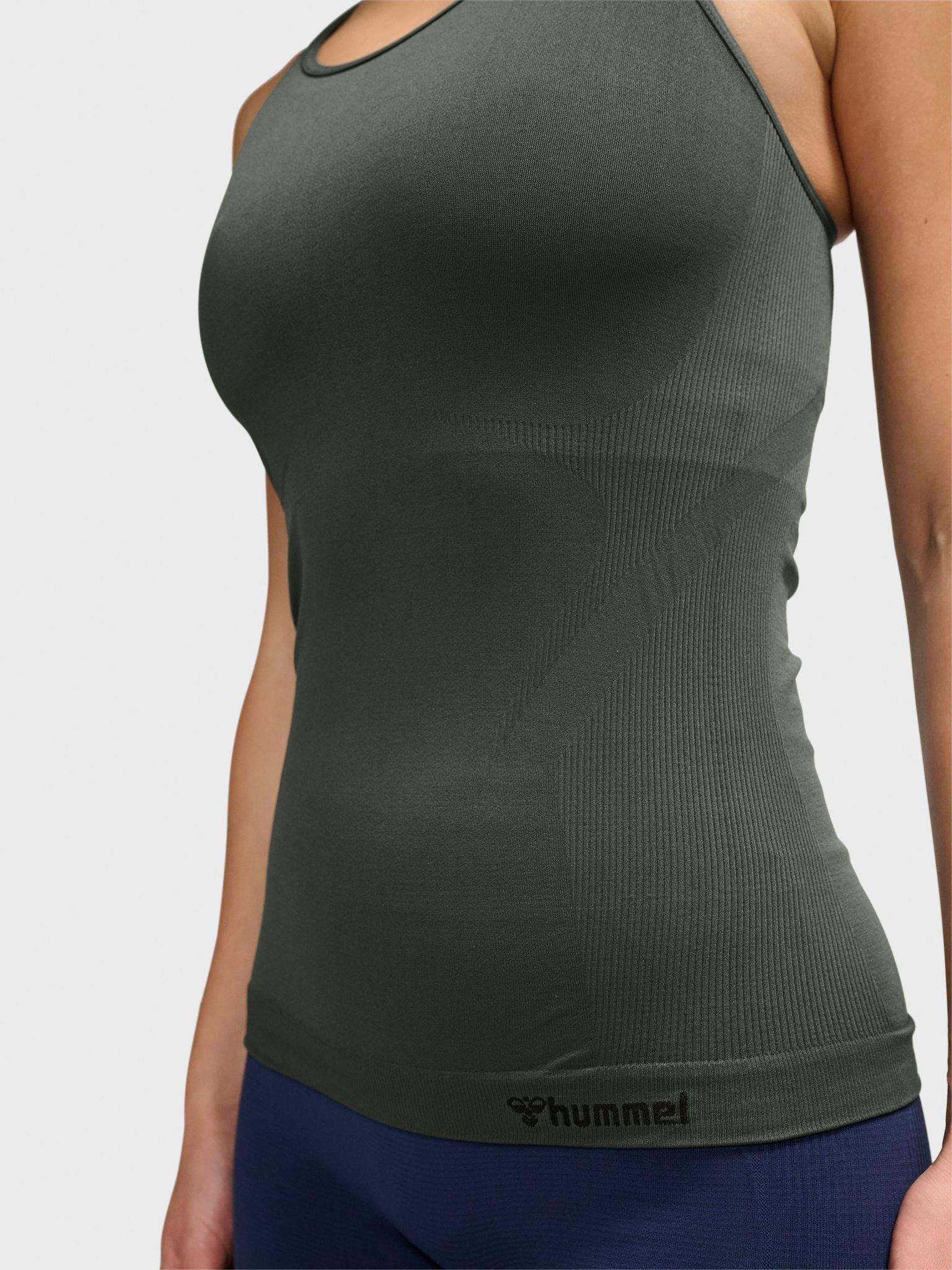 hmlTIF SEAMLESS TOP