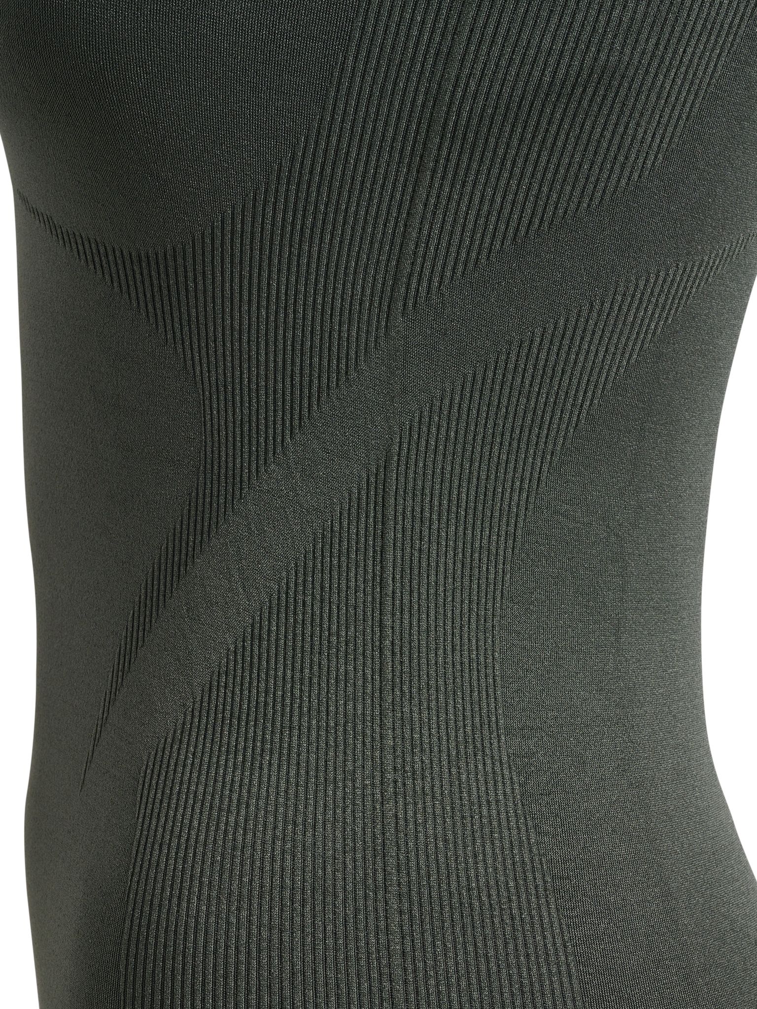 hmlTIF SEAMLESS TOP