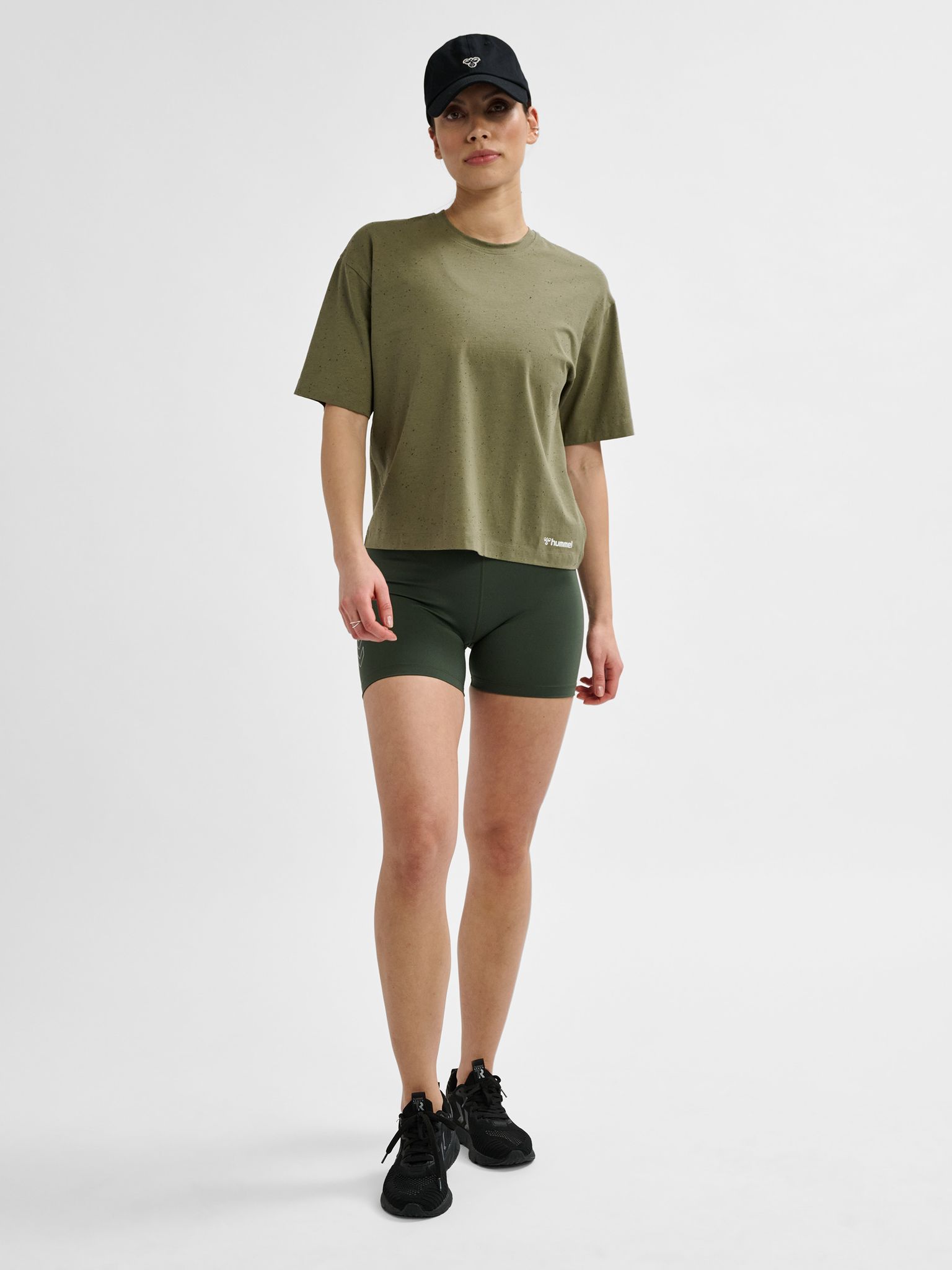 hmlMT ULTRA BOXY SHORT T-SHIRT