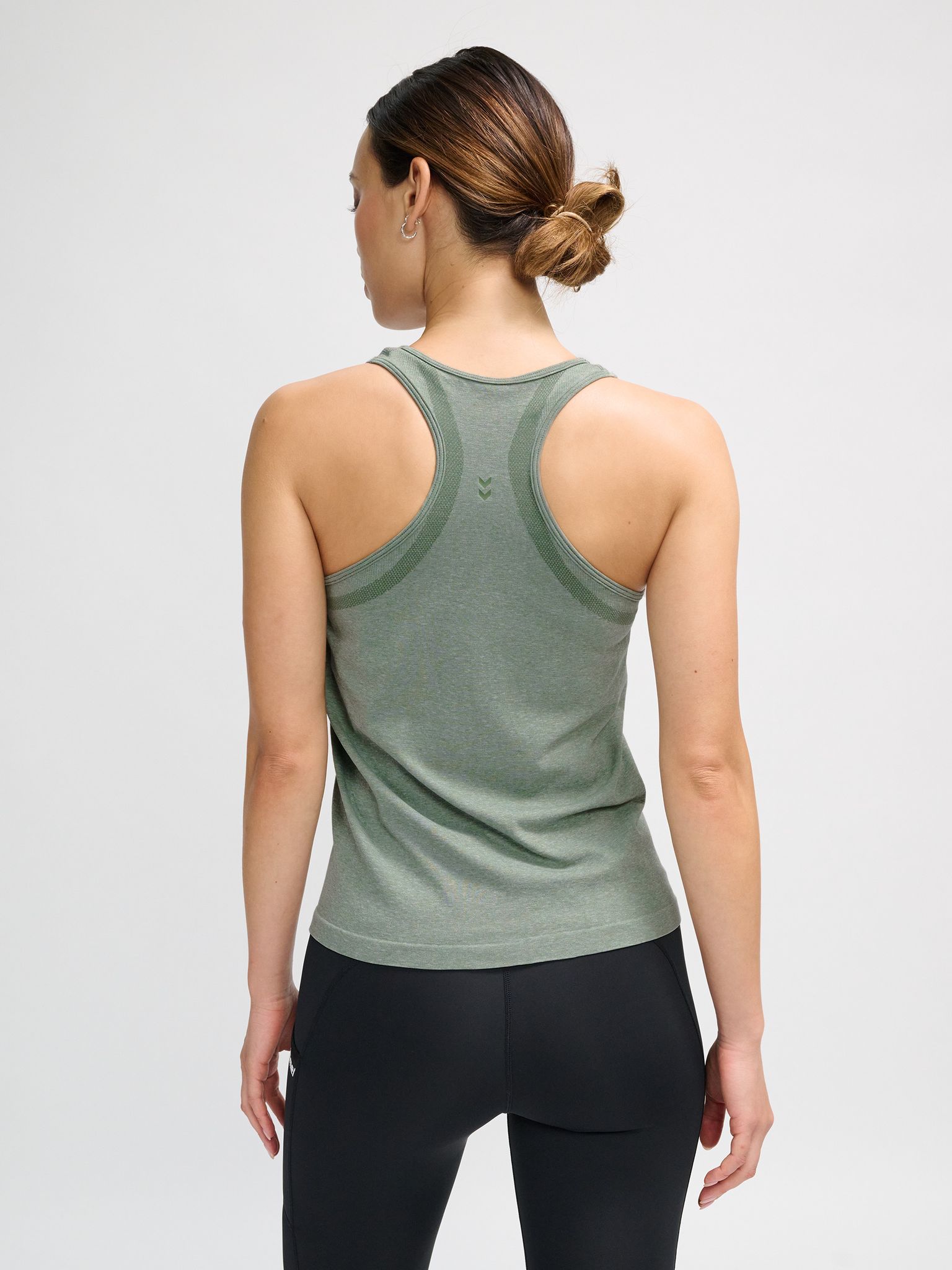 hmlMT HYPER SEAMLESS TANKTOP